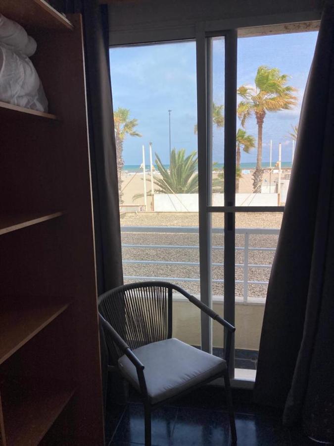 Malvarrosa Beach Rooms Valencie Exteriér fotografie